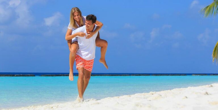 Passion in Paradise – Platinum Escape (PTT-AND-ROM79)